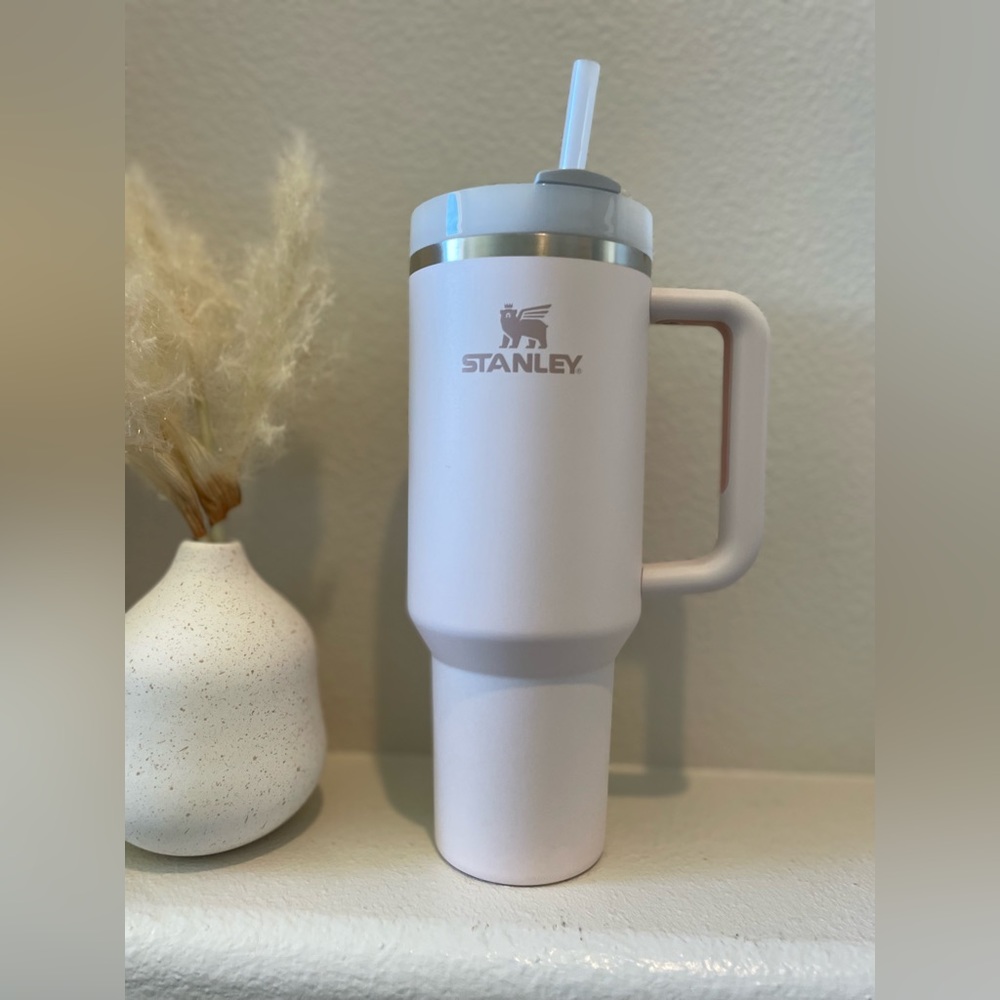 Stanley 40oz Tumbler in Rose Quartz